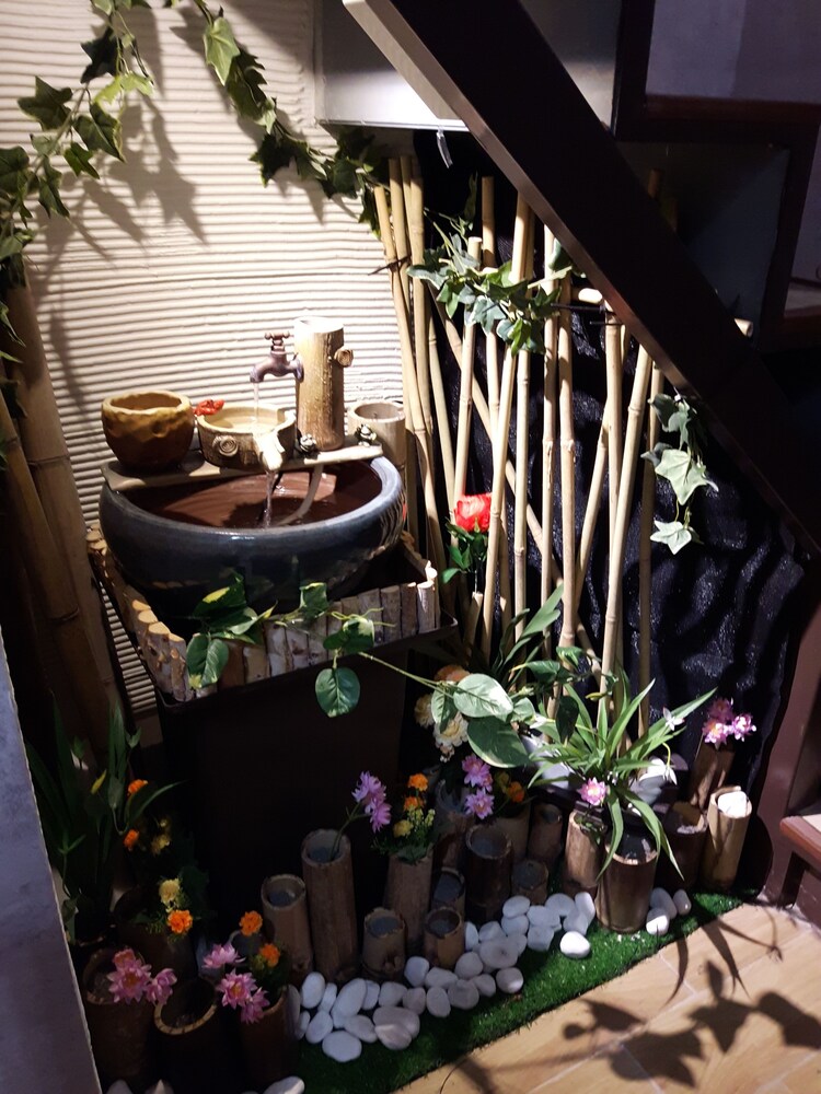 Maple House