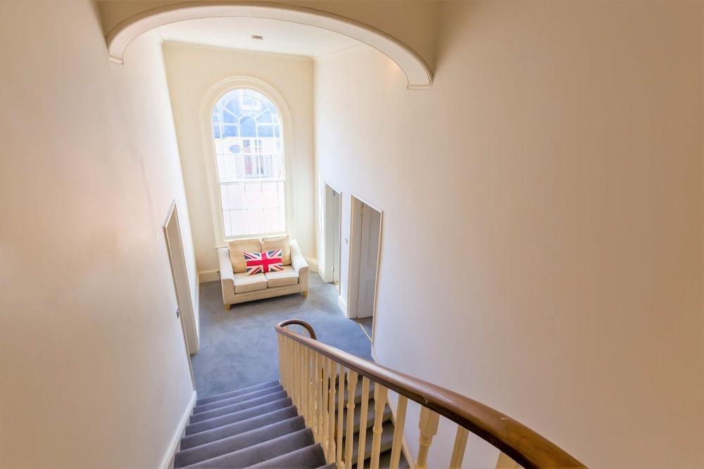 Luxury Apartments - Churchside