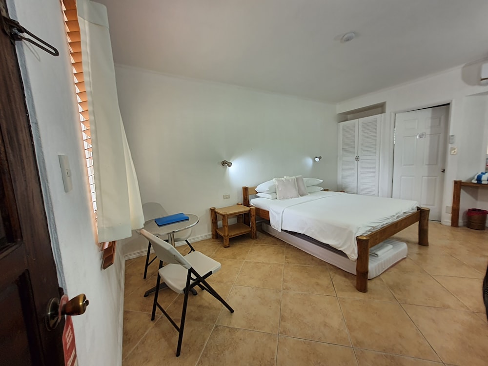 The Coral Beach Club