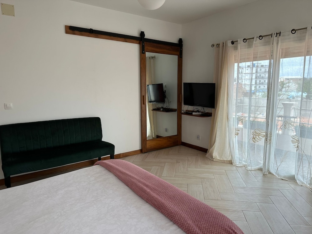 Tia Vahine - Boutique Hôtel Ivato