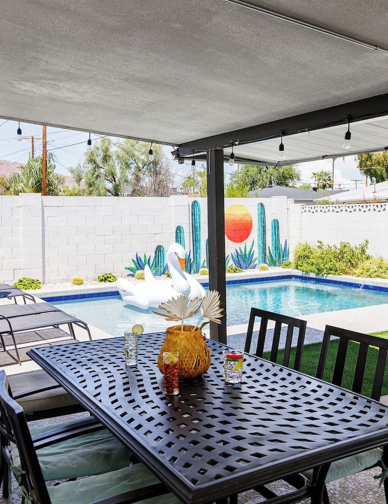 Old Town Art Deco - Pool&fire Pit - In Old Town