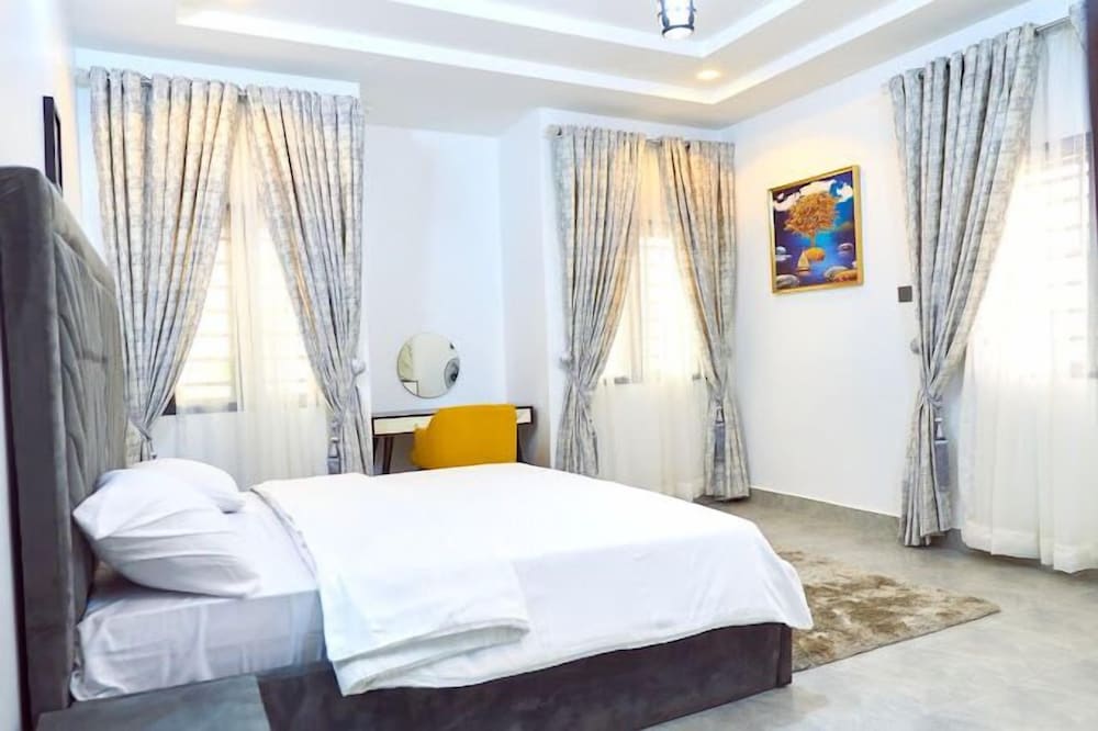Lush Meadows Apartments