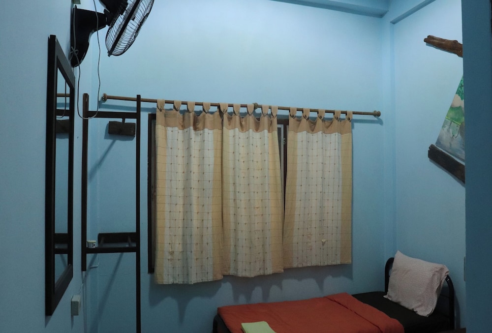 Trekker Camp Chiang Mai - Hostel