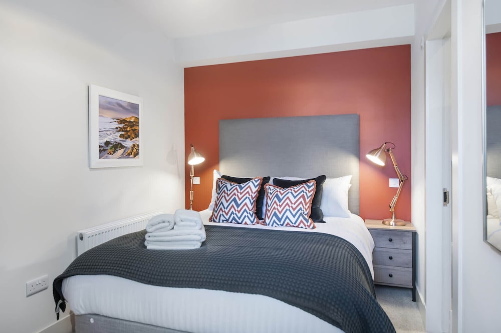The Woodside Apartments