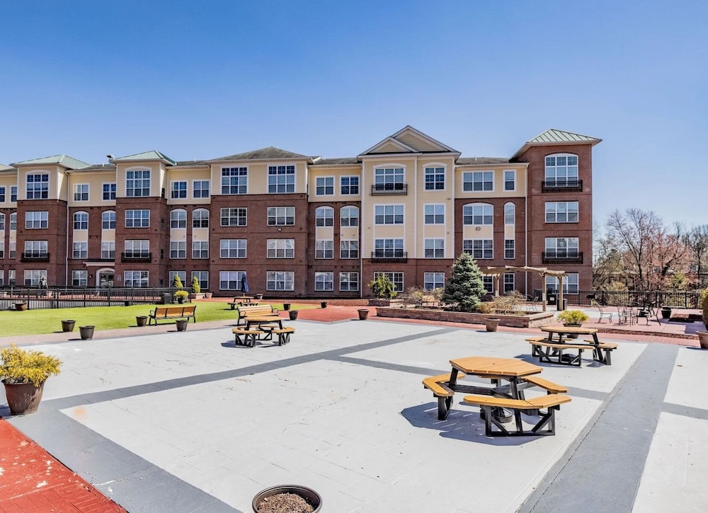 Landing Apartments New Haven