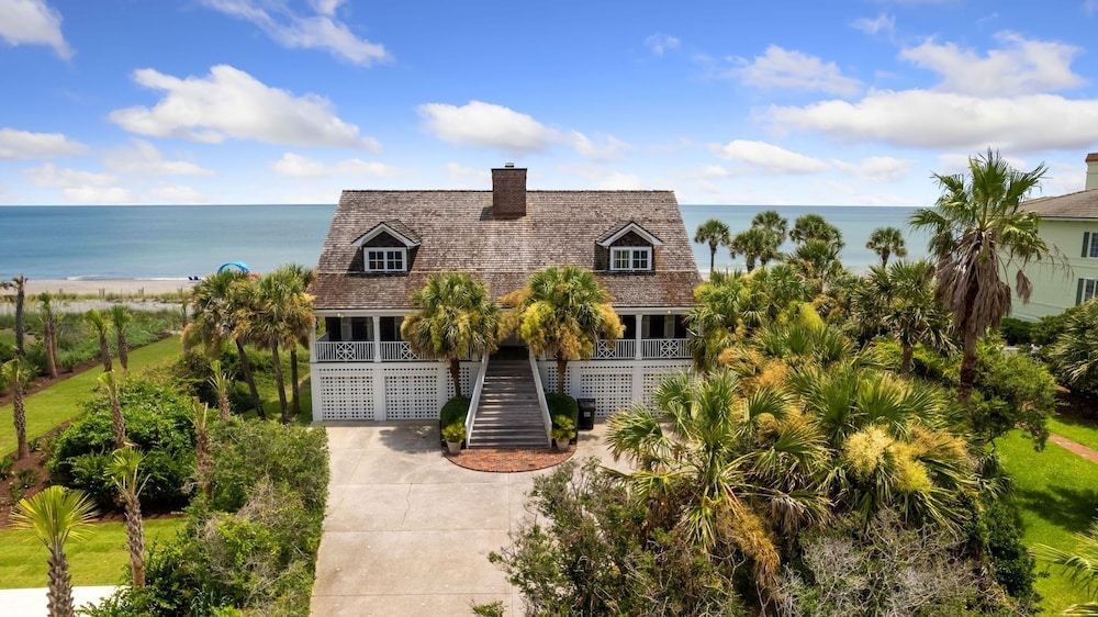 Pawleys Island Vacations - Stunning Oceanfront Beach House, Where The Beauty Of Nature Meets Luxury Living 4 Bedroom Home by RedAwning - Property Image 1