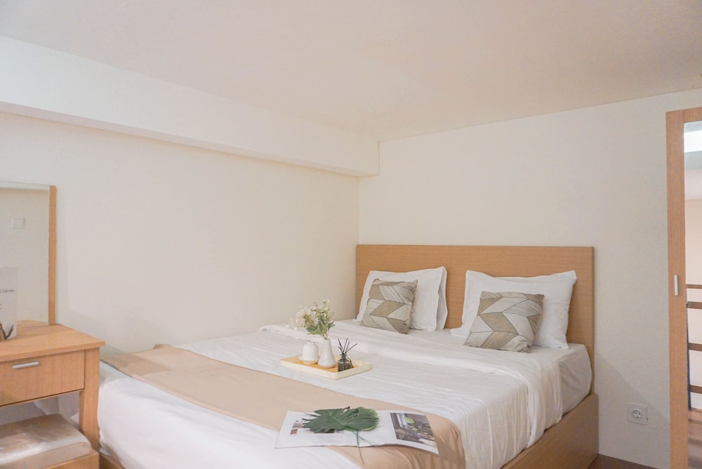 Good And Warm Studio Loft At Apple 1 Condovilla Apartment