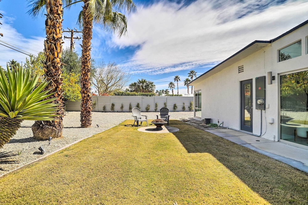 Pool & Mountain Views: Palm Springs Home! view 4