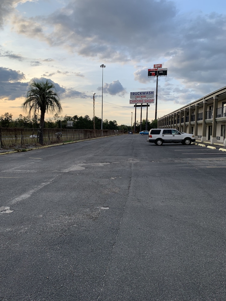 Travelers Inn, fotografía 3