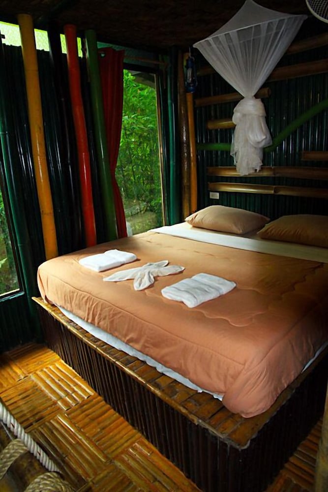 Khao Sok Tree House