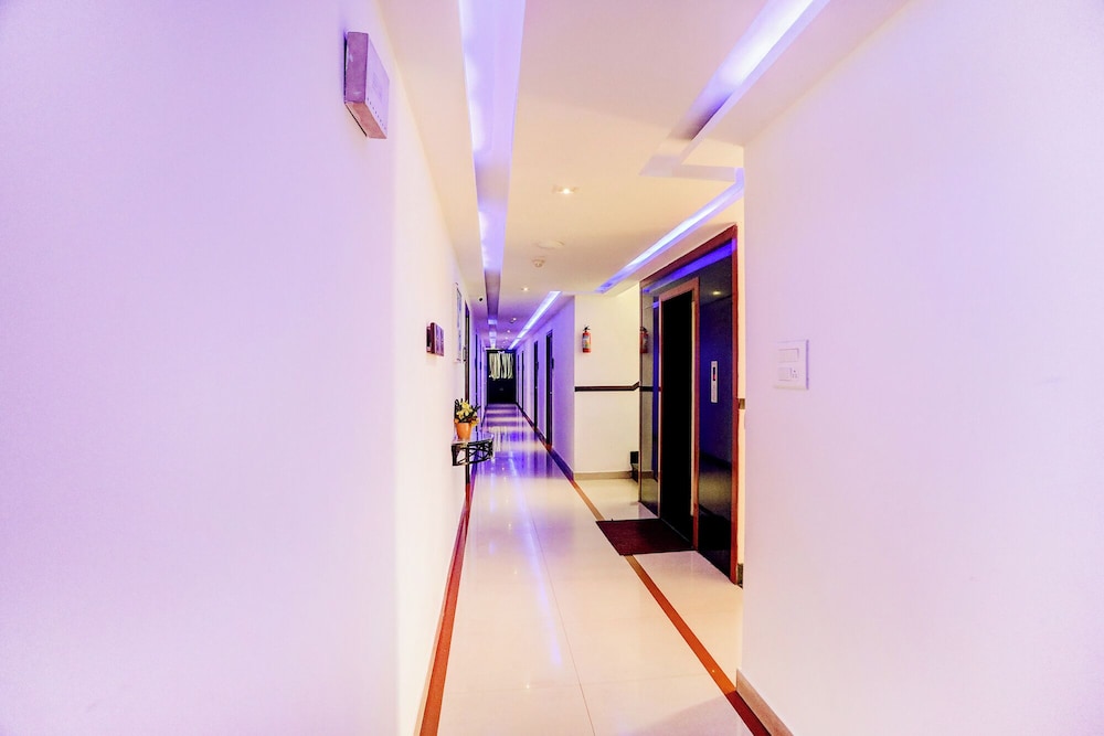 Fabhotel Suncity