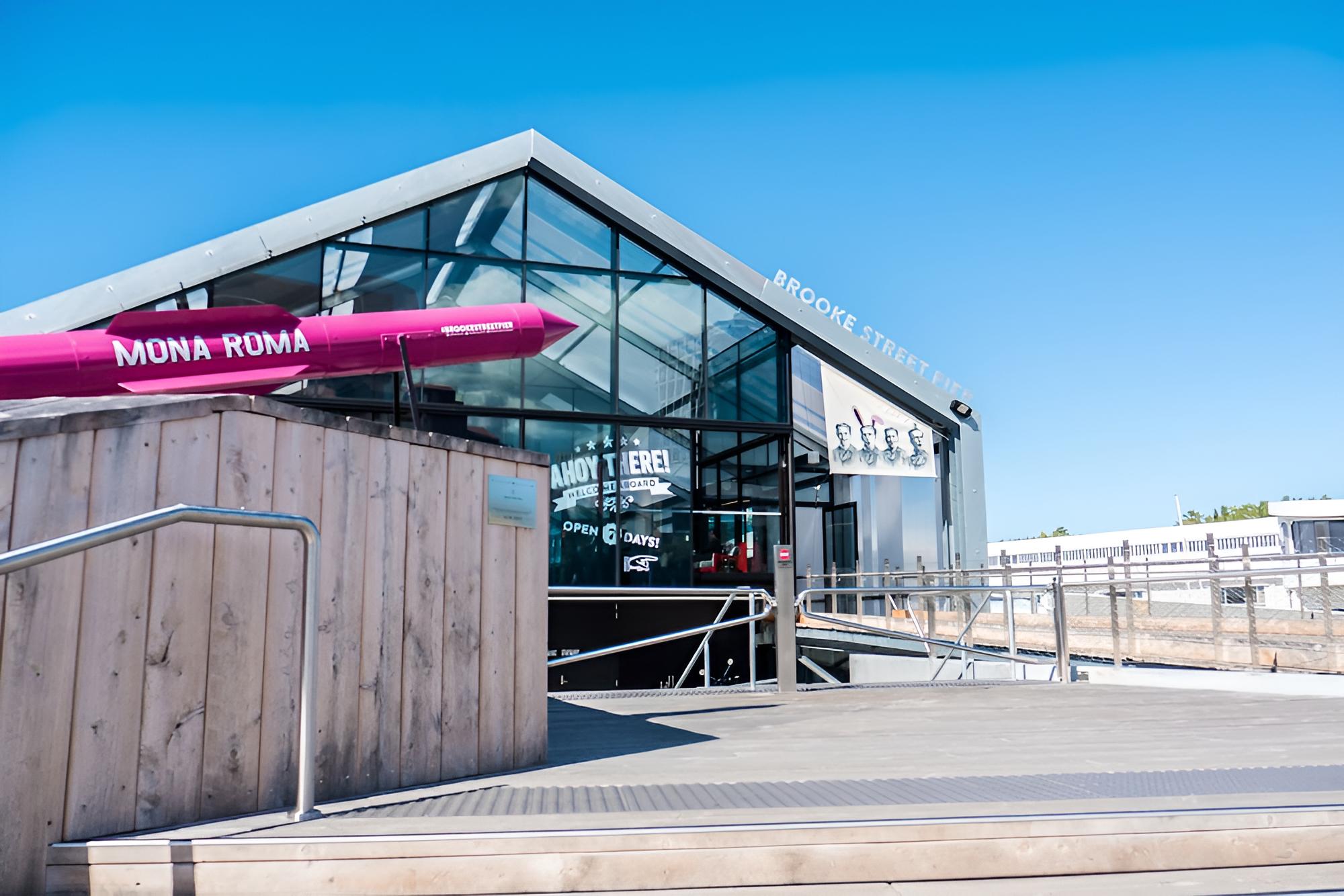 Waterman's Hotel