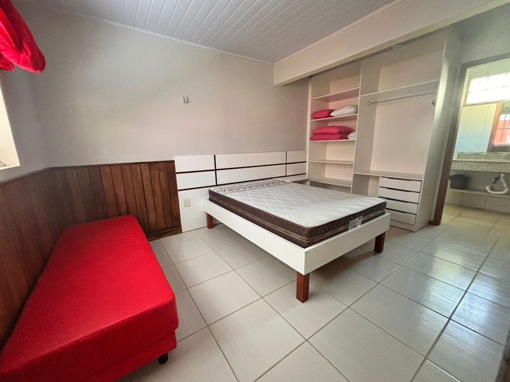 AP 05 Ala Bombinhas Residencial Solavir