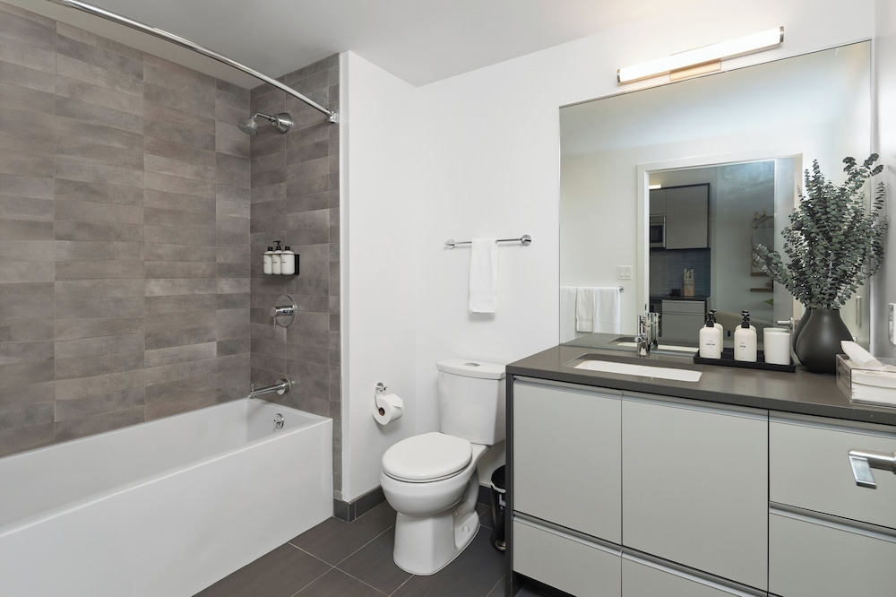 Luxury Apartments by Hyatus Downtown Boston