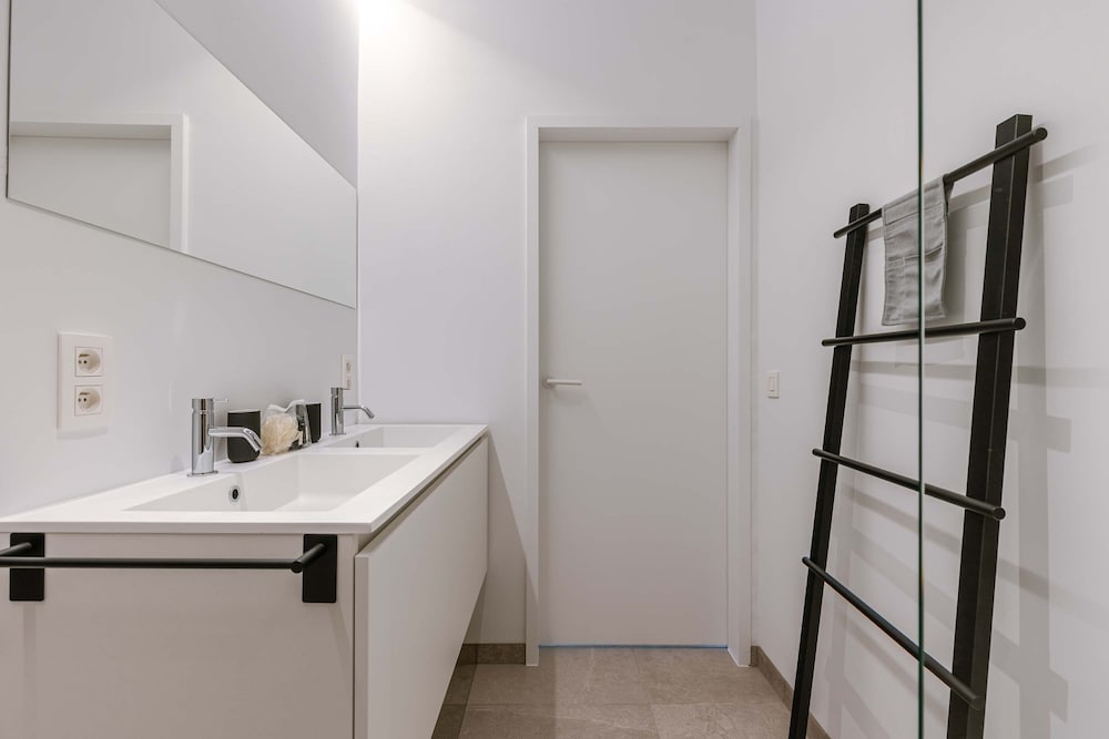 Huswell - New Beach Apartment in De Haan
