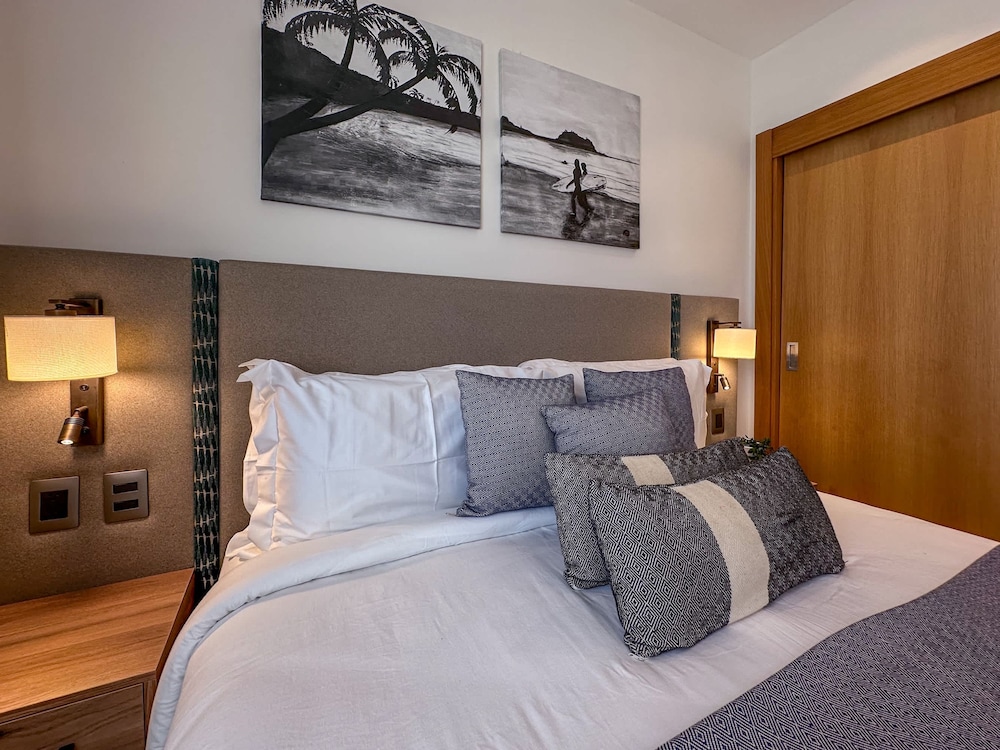 Fantastic new Golf View Apartment