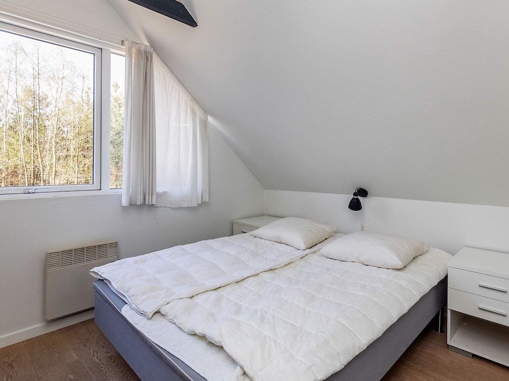 8 Person Holiday Home in Hojslev-by Traum view 2