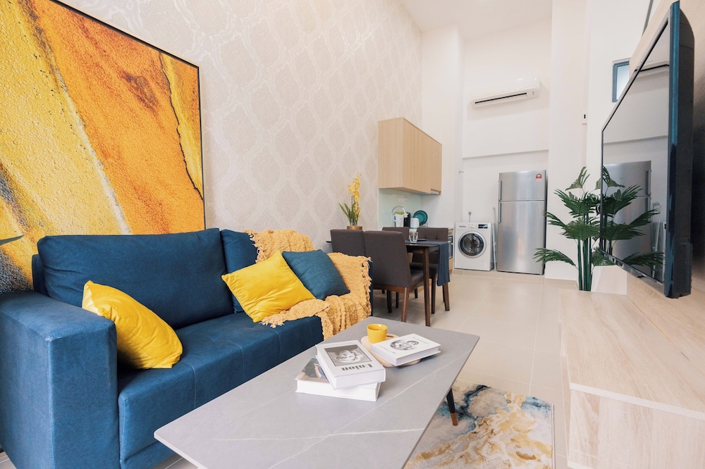 NaiBnB @ The Colony by Infinitum