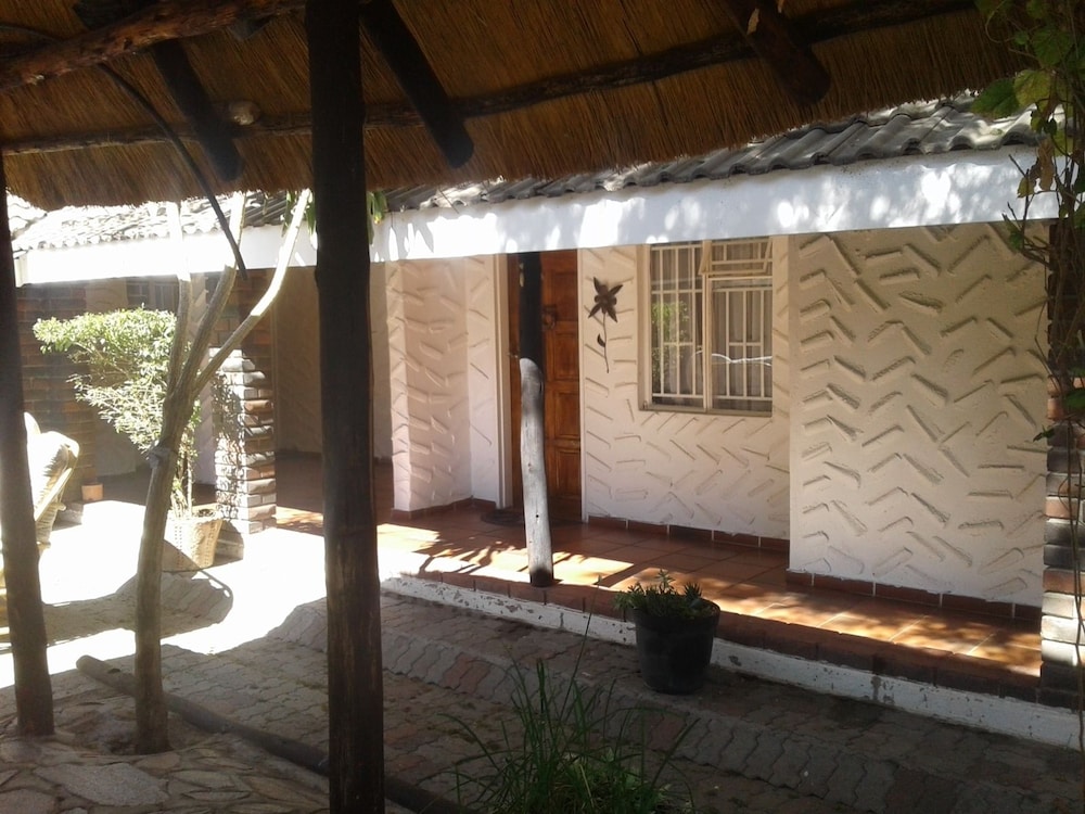 Road View Lodge