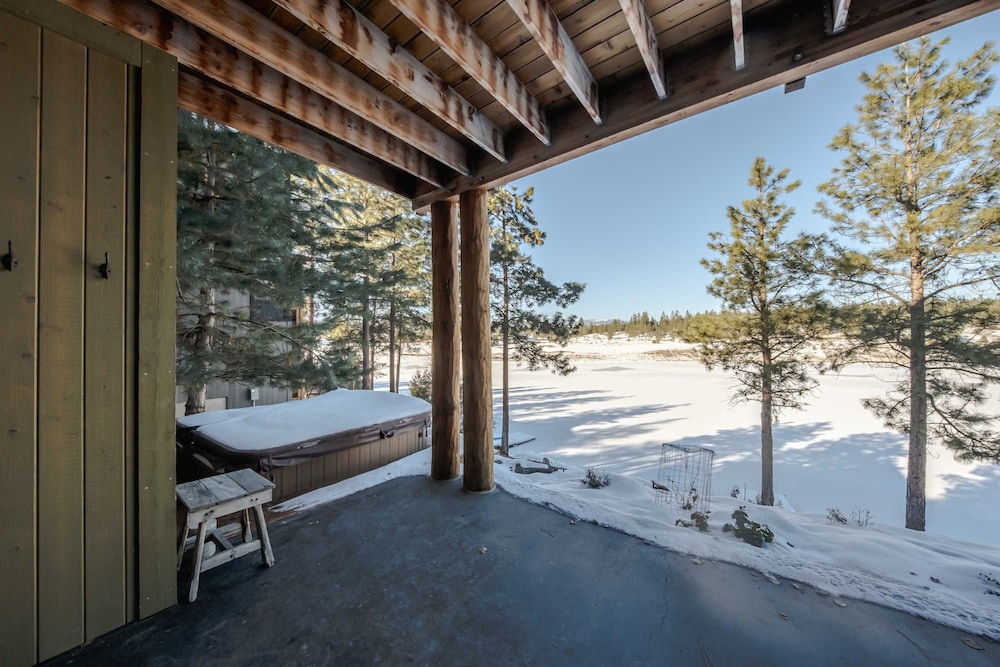 Wilderness Club Lakefront Lodge
