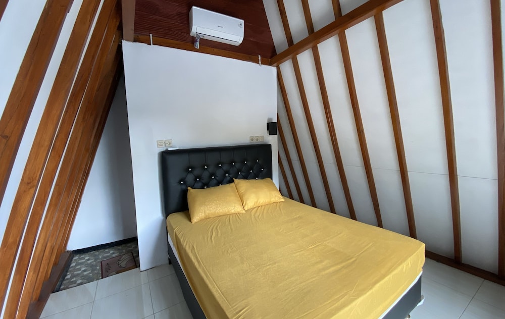 Kayu Watu Cottage Gunung Kidul view 3