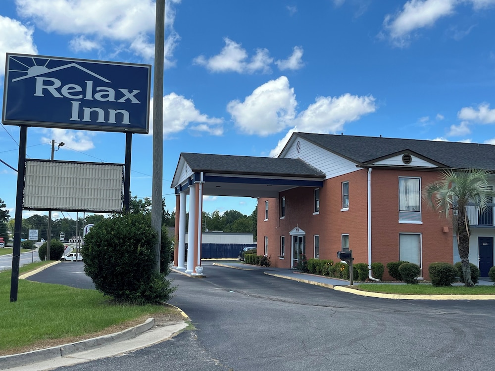 Relax Inn