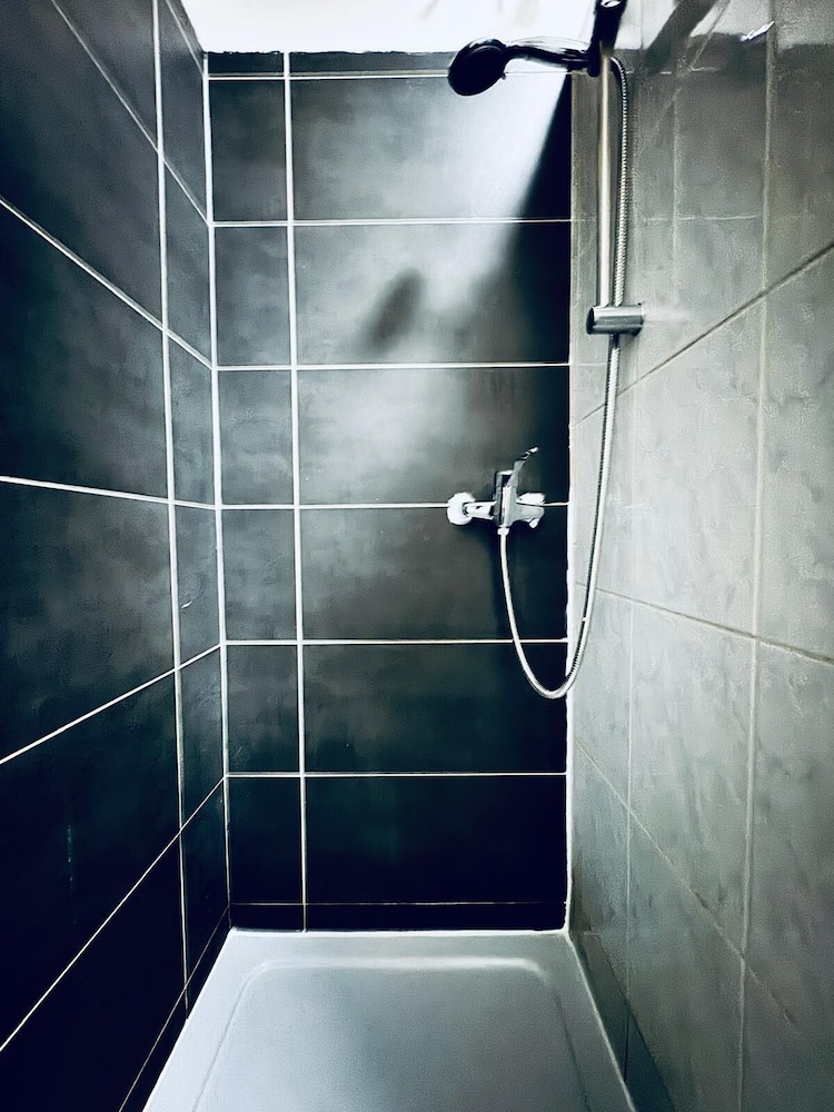 Stylish Contemporary Stay Stadthalle