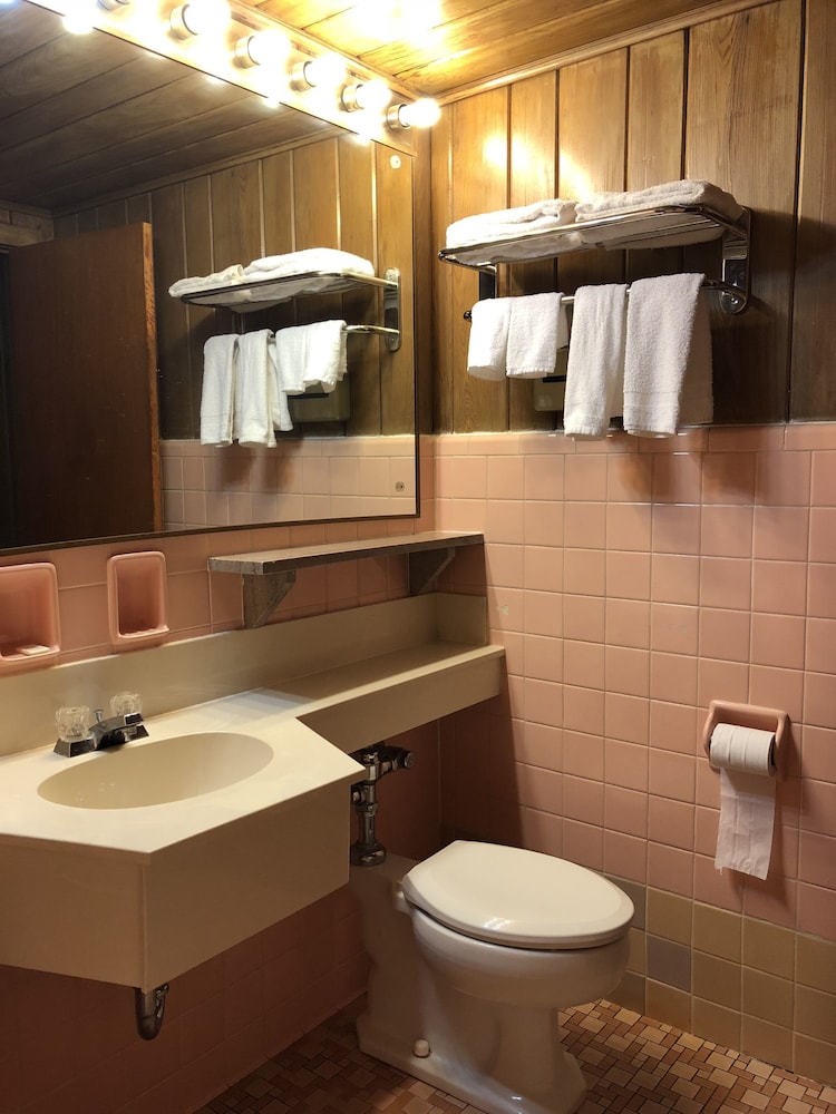 Lincoln Lodge