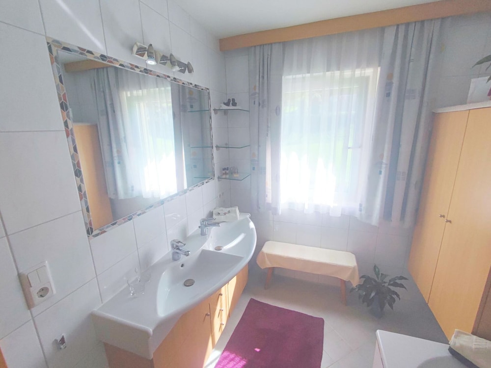 Great Holiday Home in Hippach With sun Terrace