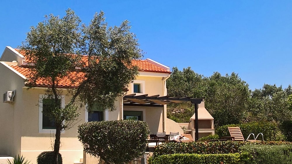 Villa Mirothea