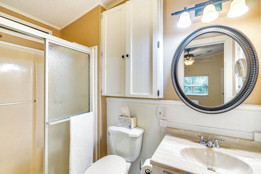 Tranquil Home Near Golf in North Fort Myers!