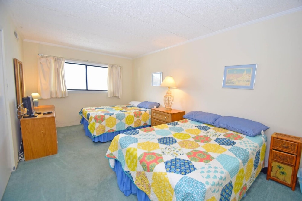 Ocean Trail 102 2 Br condo by RedAwning