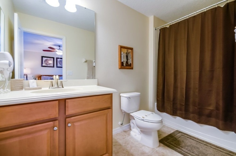 The Shire At West Haven 5 Bedroom Villa by RedAwning