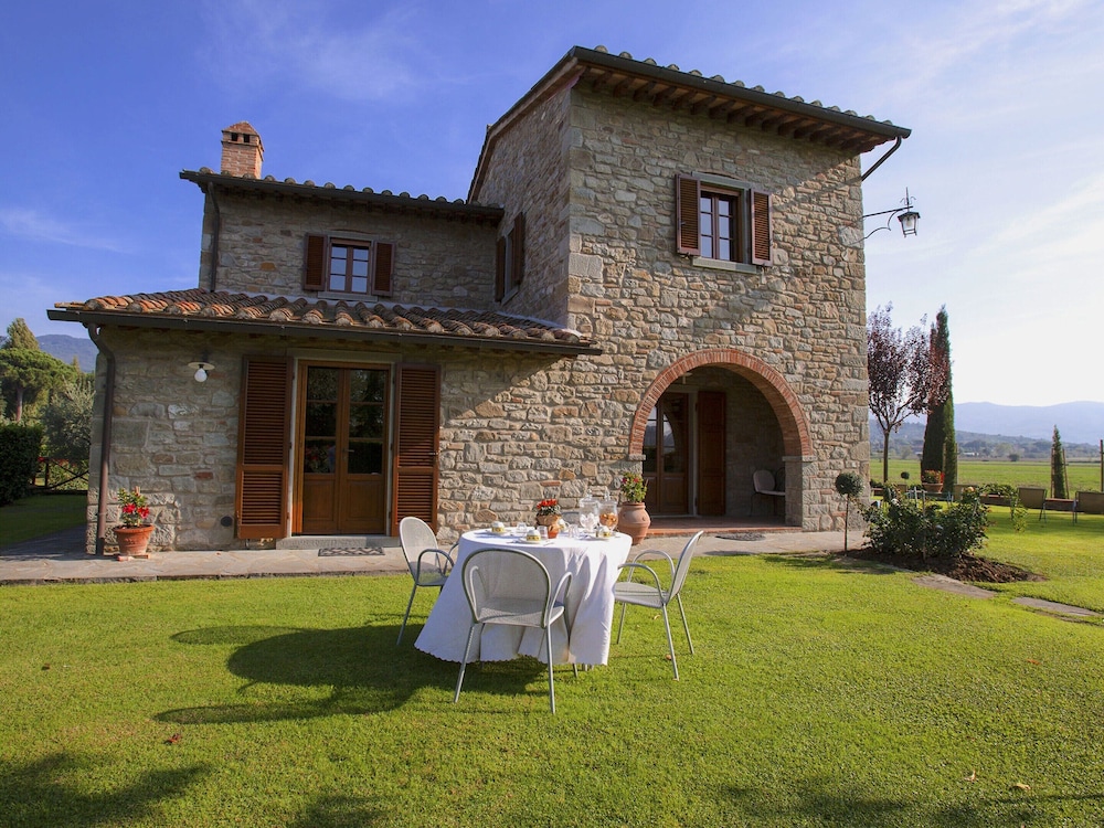Cortona Vacations - Agriturismo Near Cortona With Swimming Pool - Property Image 41