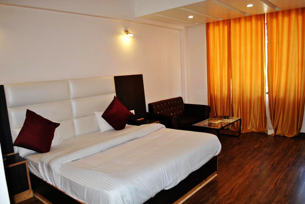 Hotel Natraj International
