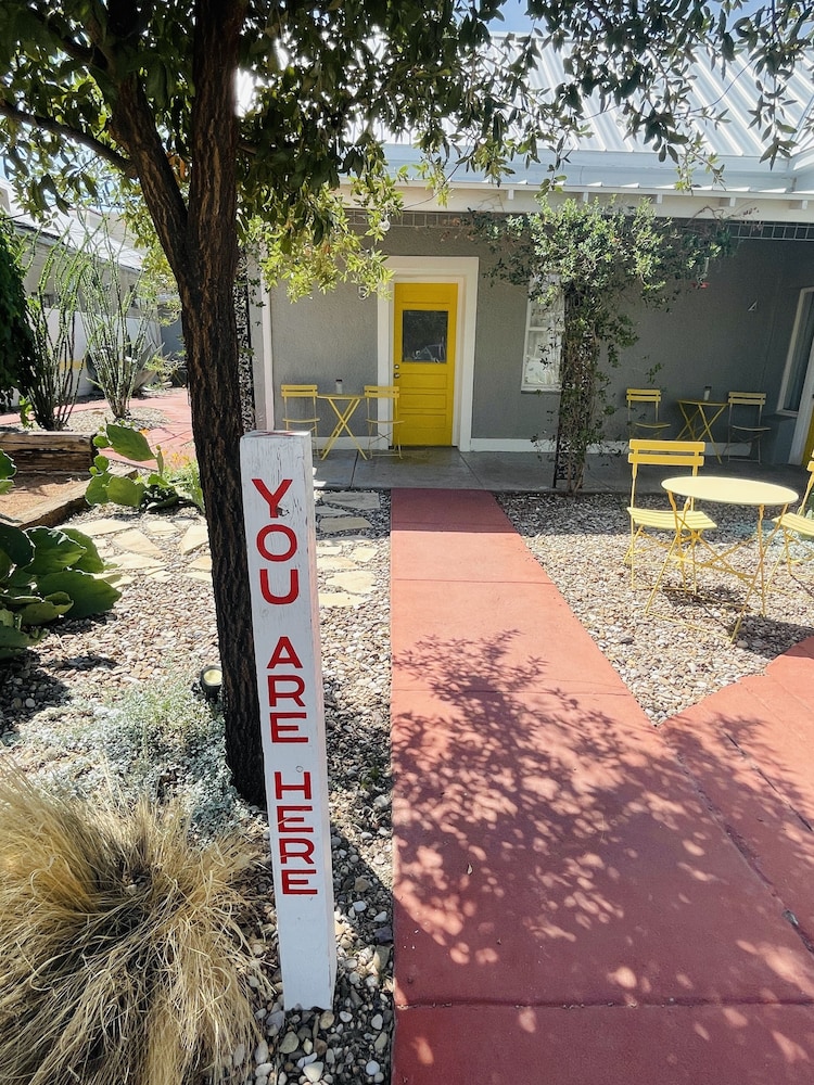 The Lincoln Marfa