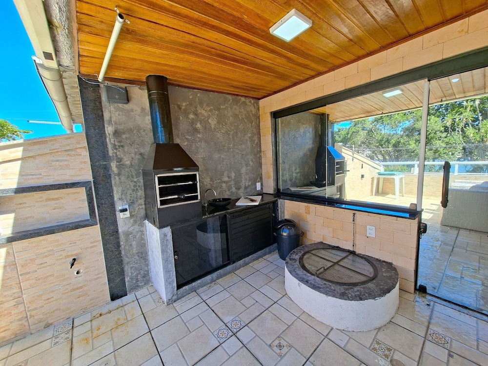 Apartment With Barbecue Area in Portinho Cfn0847