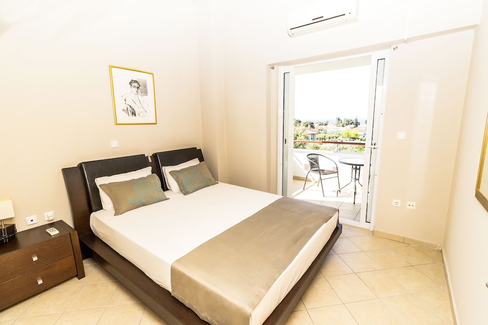 Amelias Villa view 4