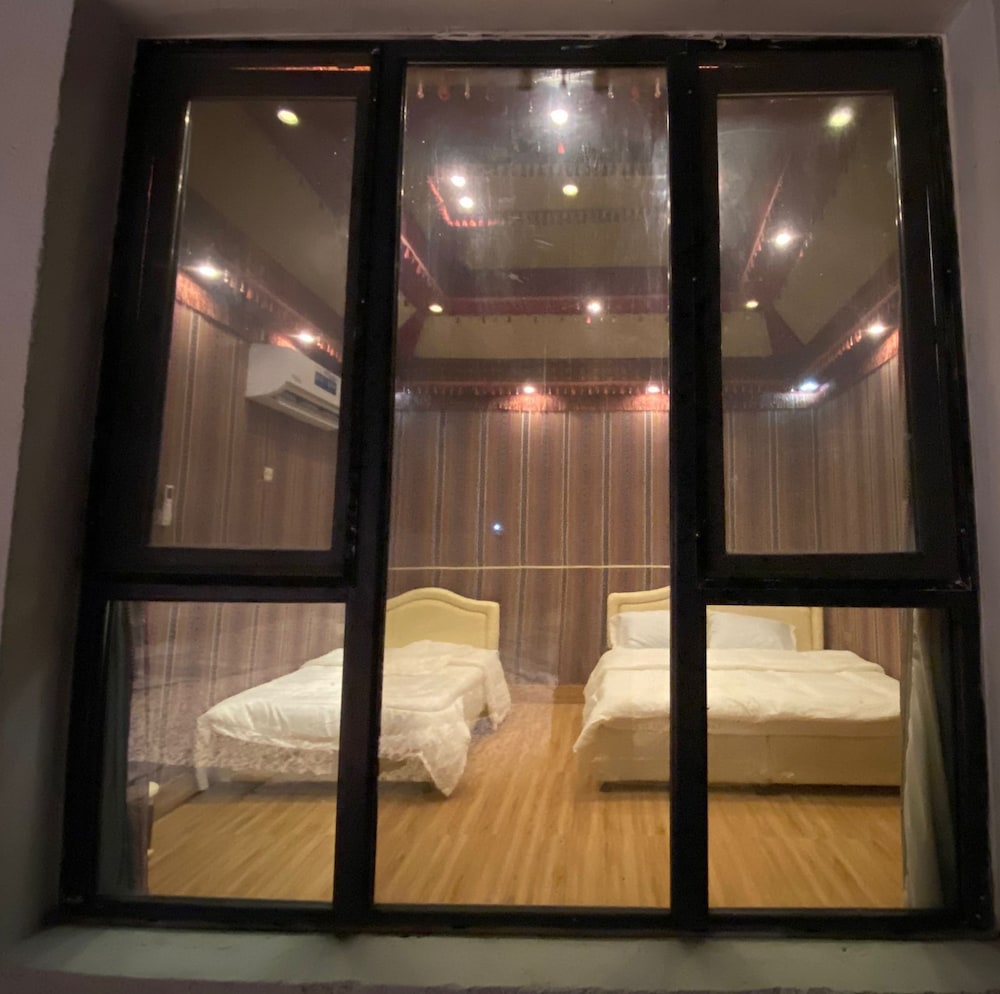 Sun Horizon Chalet