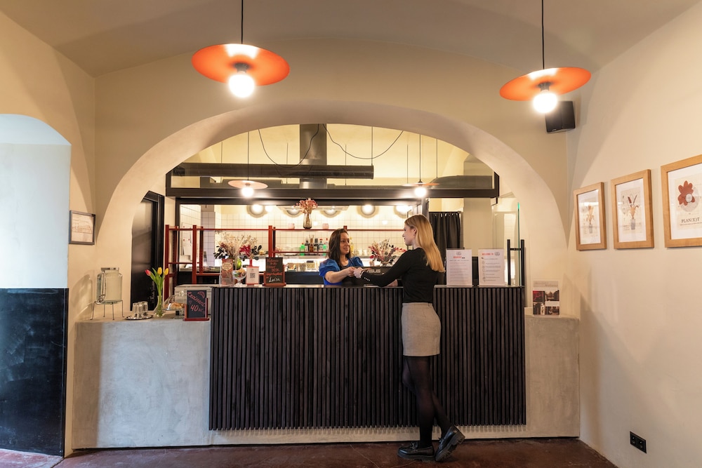 Sir Toby's Midtown - Hostel