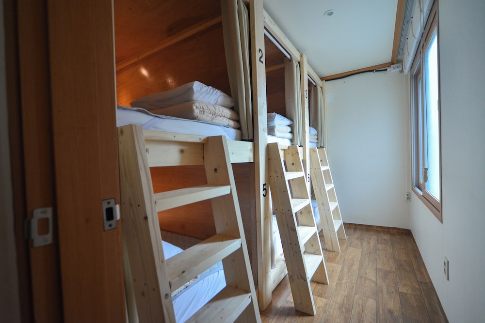 Helloworld guesthouse