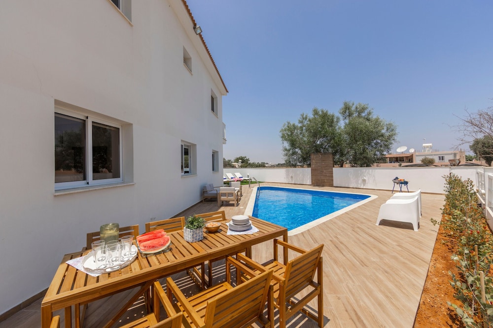 Ayia Napa Bay View Villa 6