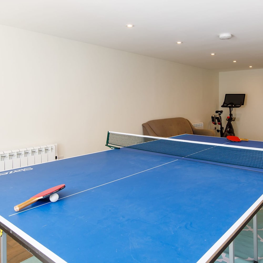 Beach House With Pool in West Wittering