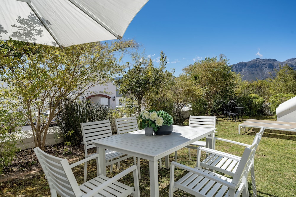 Winelands Golf Lodges at De Zalze