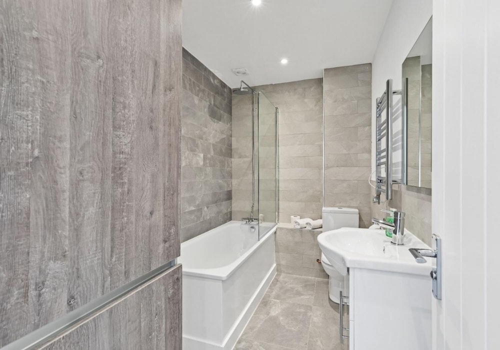 Right On Bright On Apartment 1C - City Centre Luxury Apartments view 5