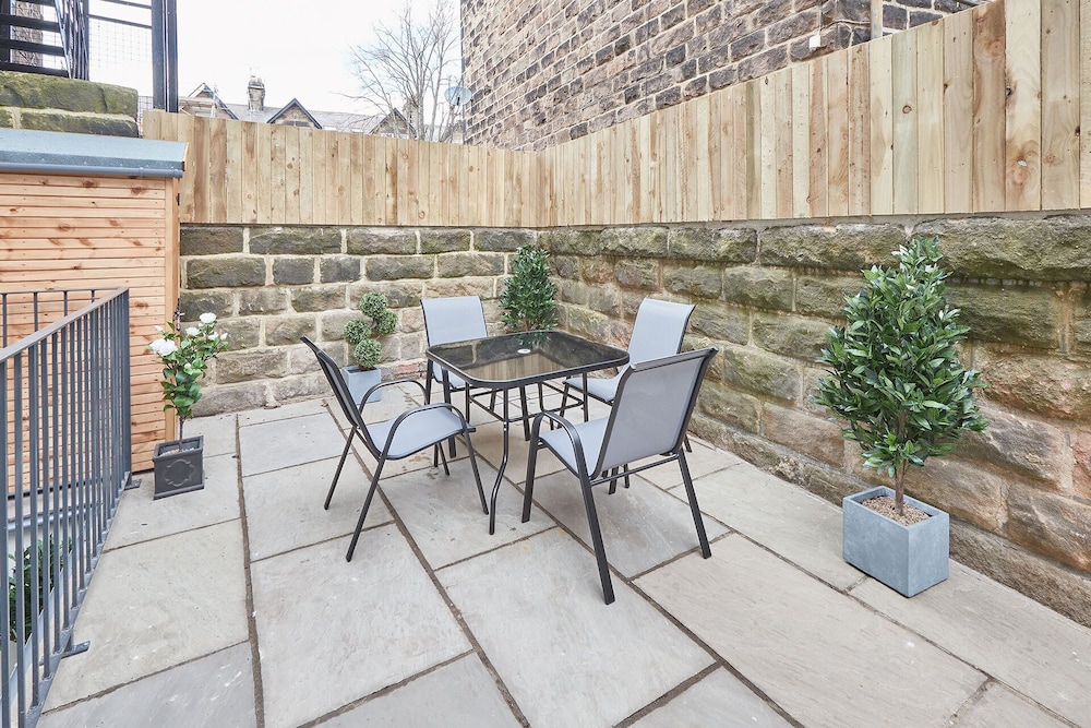 Host Stay The Garden Apartment view 5