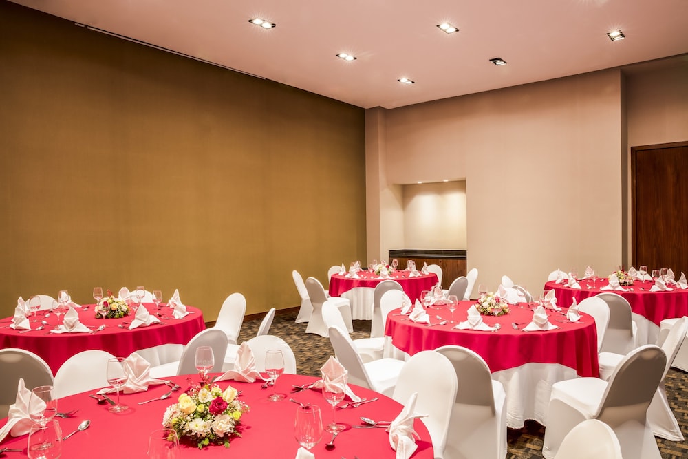Tuxtla Gutierrez Vacations - Fiesta Inn Tuxtla Fashion Mall - Property Image 11