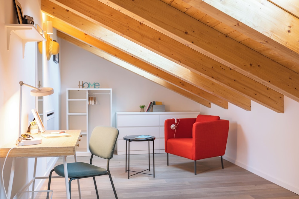 JOIVY Contemporary Apartments