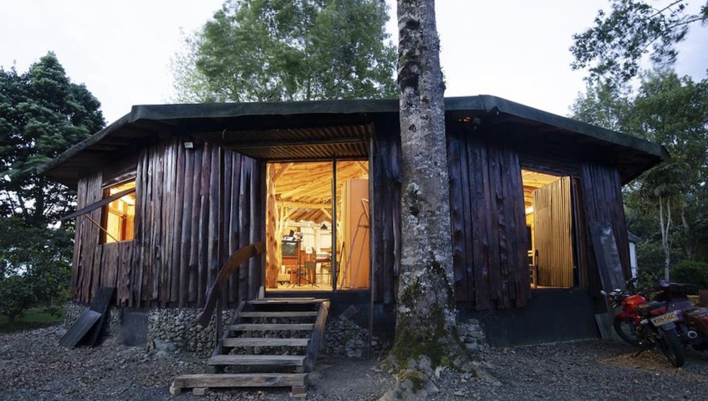 The Round House in Filandia - Campsite view 3