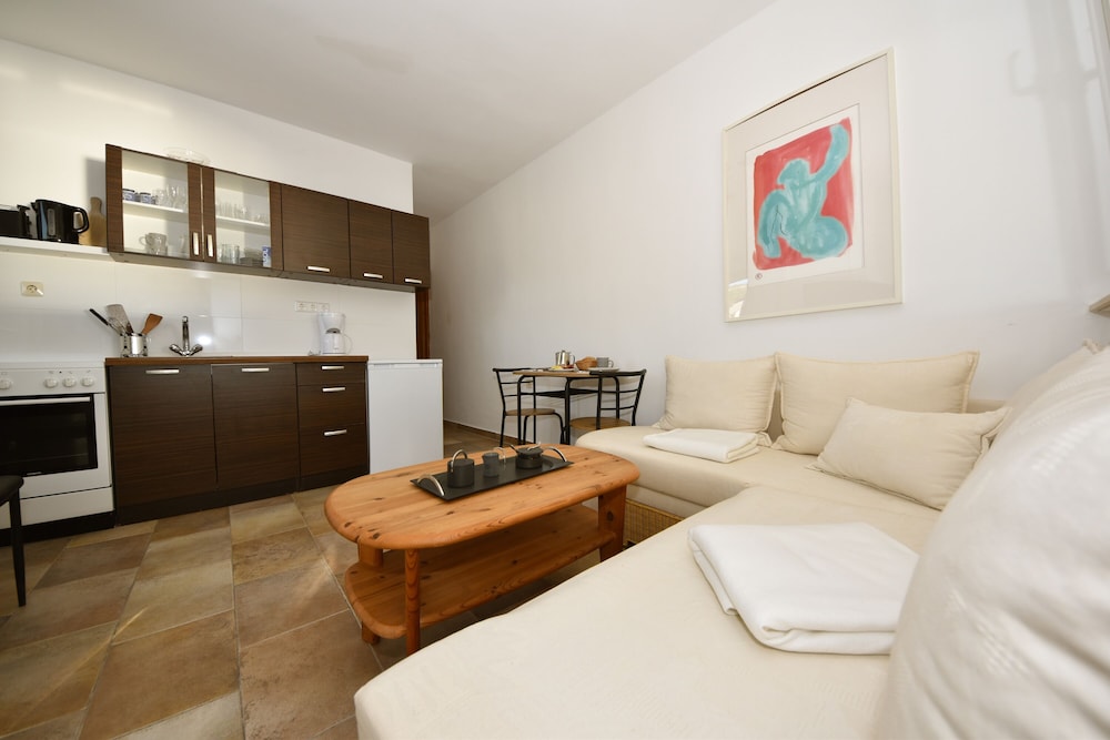 Seaside Serenity Suite Right view 3